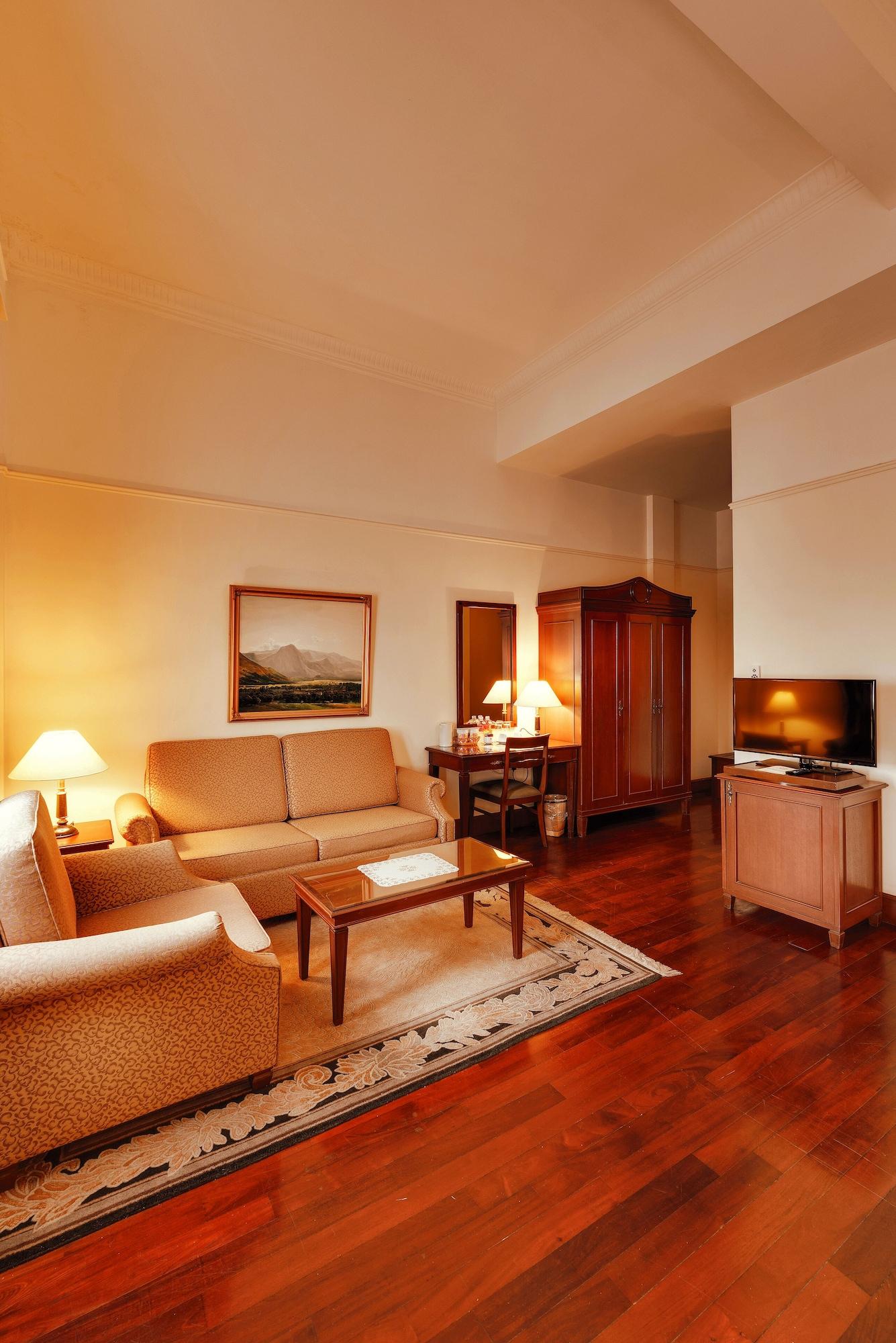 Du Parc Отель 4*
