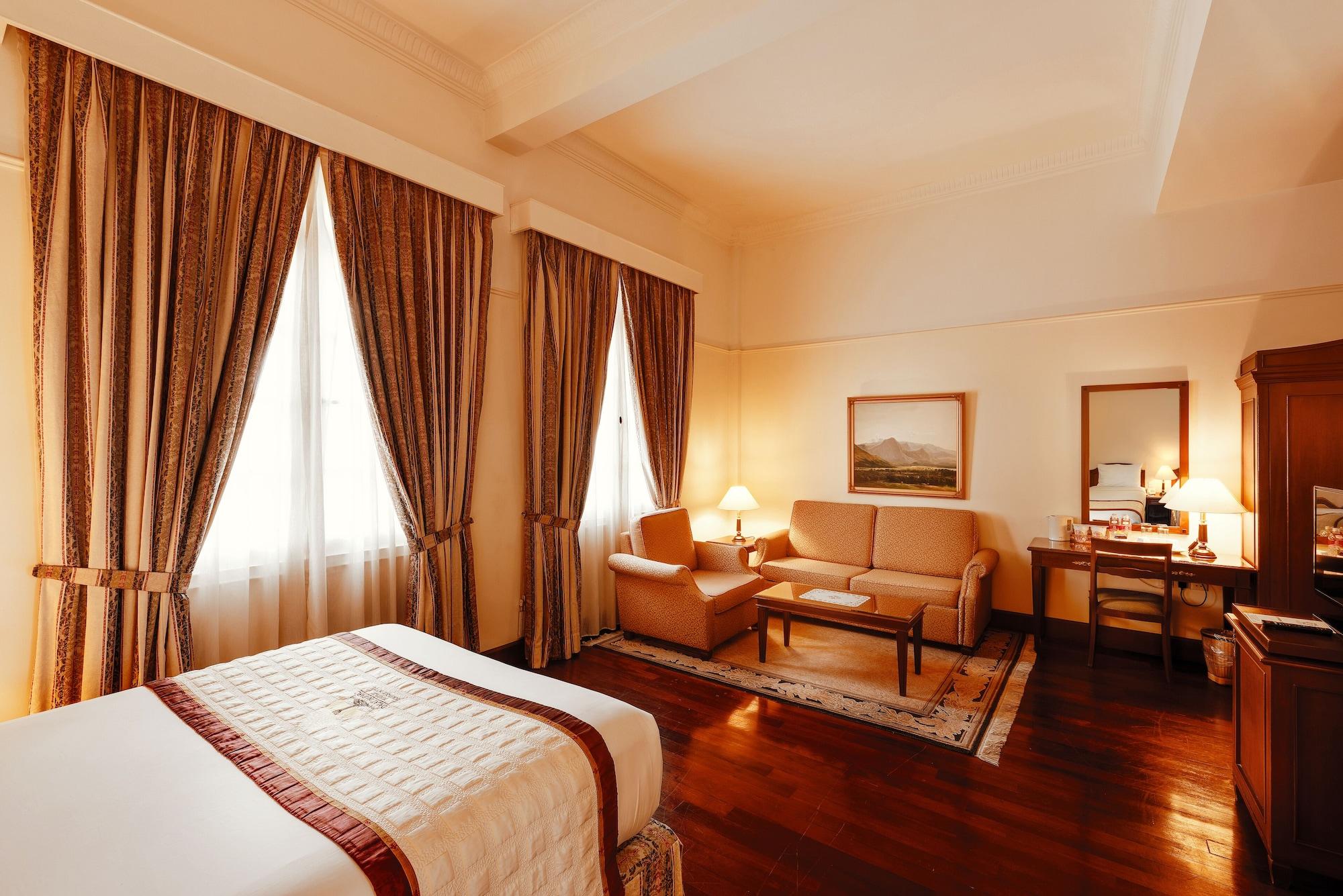 Du Parc Hotel 4*